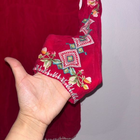 Johnny was Embroidered Pink Women's Top M - Picture 6 of 6